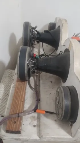 Caixa para som de carro