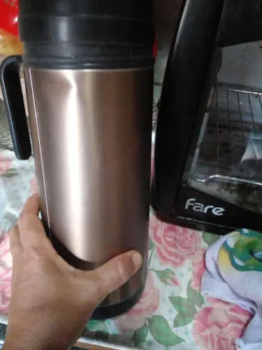 Garrafa de café grande