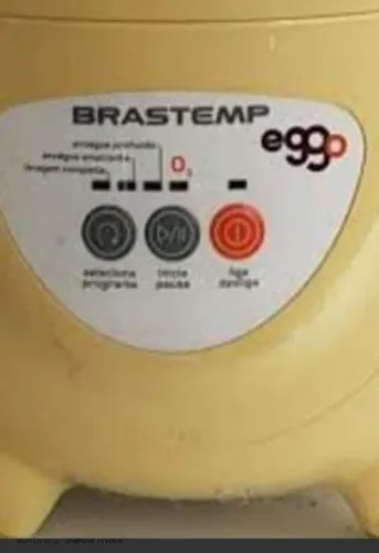 Mini máquina de lavar Bratemp.