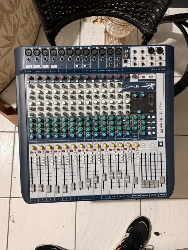 Mesa 16 canais