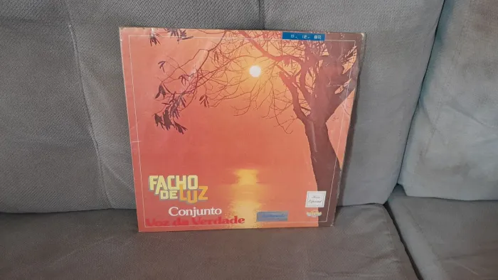 Disco de vinil evangélico Voz da Verdade fecho de luz