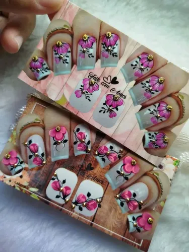 Adesivo de unhas artesanal
