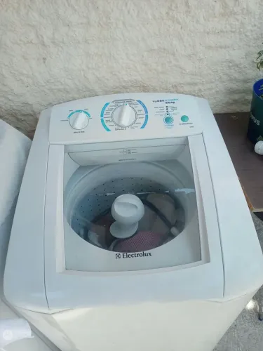 Máquina Eletrolux 9kilos