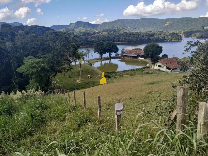 Terreno na Barragem em Alto Palmeiras