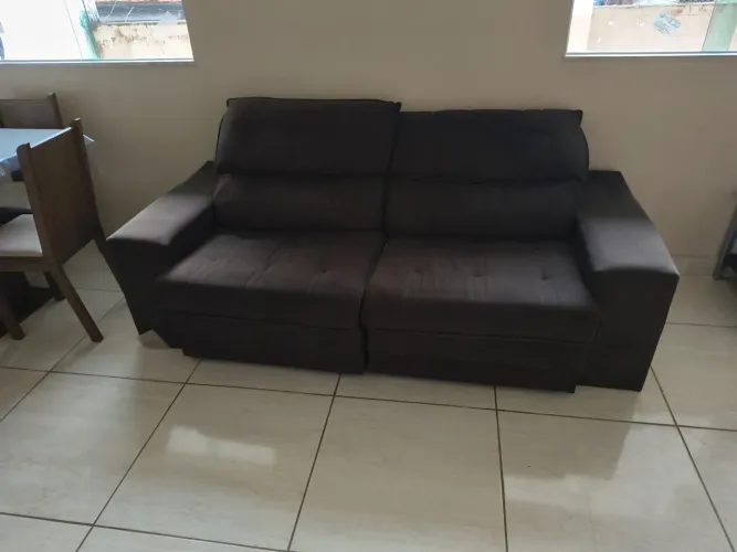 Sofá Retrátil e Reclinável 3 lugares