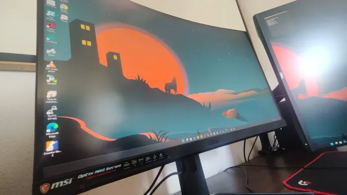 Monitor Gamer Curvo 27" MSI Optix MAG272CQR - 165Hz QHD - IMPECÁVEL