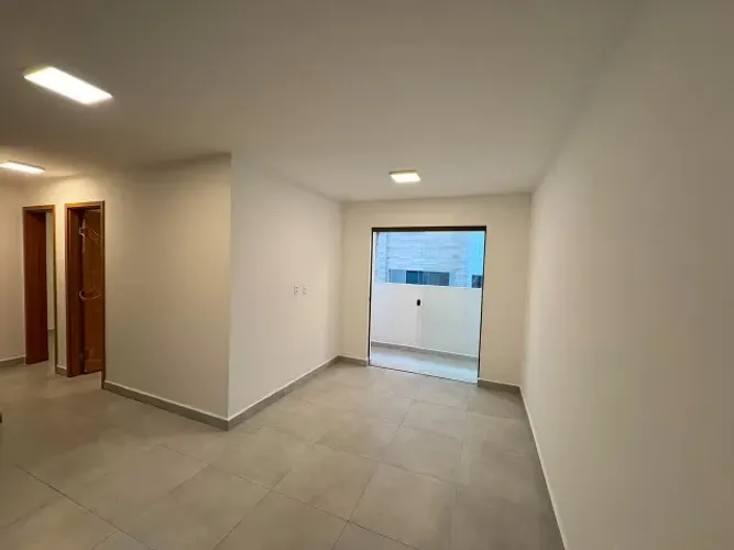 ALUGO APARTAMENTO SEGUNDO ANDAR DVA JAGUARIBE