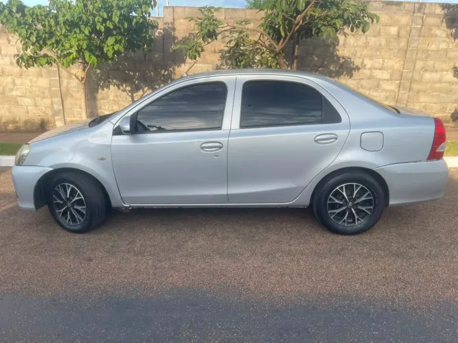 Toyota Etios X Sedan 1.5 Flex 16V 4P Mec. 2018