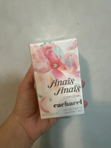 Perfume anais anais cacharel