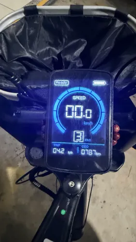Bike Elétrica Voltz V8 Max + Acessórios (Nota Fiscal e Garantia)