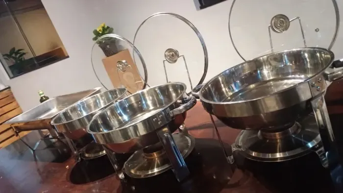 Vende-se Rechaud redondo/retangular inox de 6L e 11L p/ buffet 