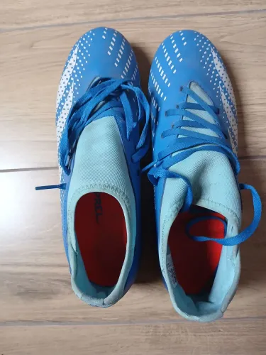 Chuteira Adidas Predator