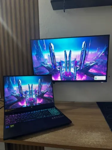 notebook gamer 4070 + monitor Alienware (2K de resolução) 