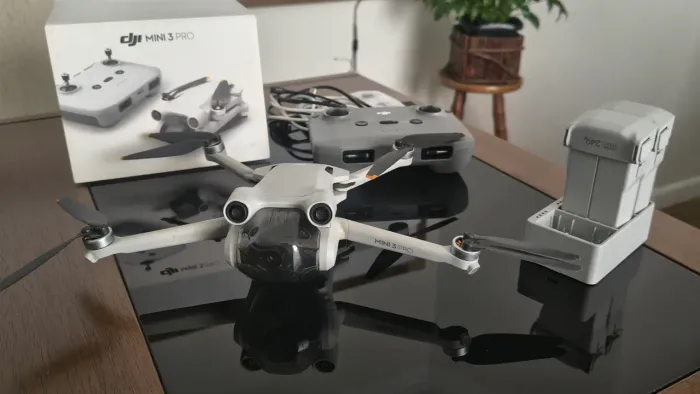 Drone DJI mini 3 PRO + controle e baterias