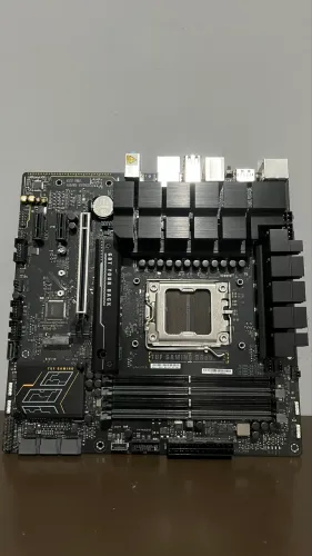 Asus TUF Gaming B650M-E
