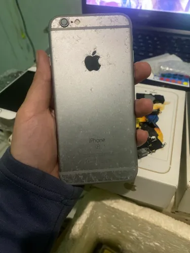 Carcaça iphone 6s cinza usada