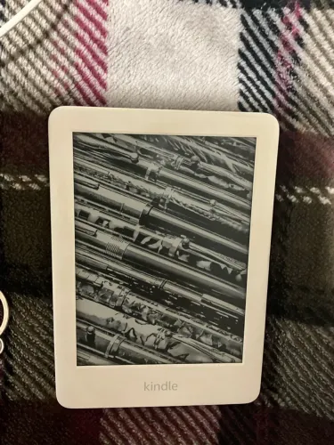 Kindle 10º geração (2019) branco seminovo