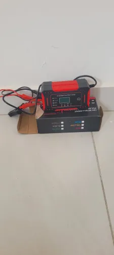 Carregador de bateria para carro