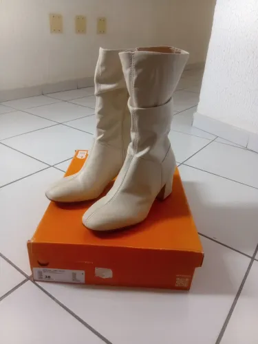 Bota cano alto n* 38
