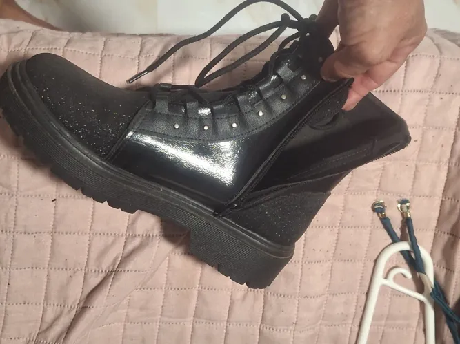 BOTA FEMININA
