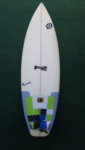 Prancha shapper Joca Secco 6 pés usada triquila FCS1