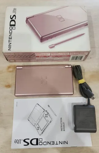 Nintendo DsLite Rosa na Caixa