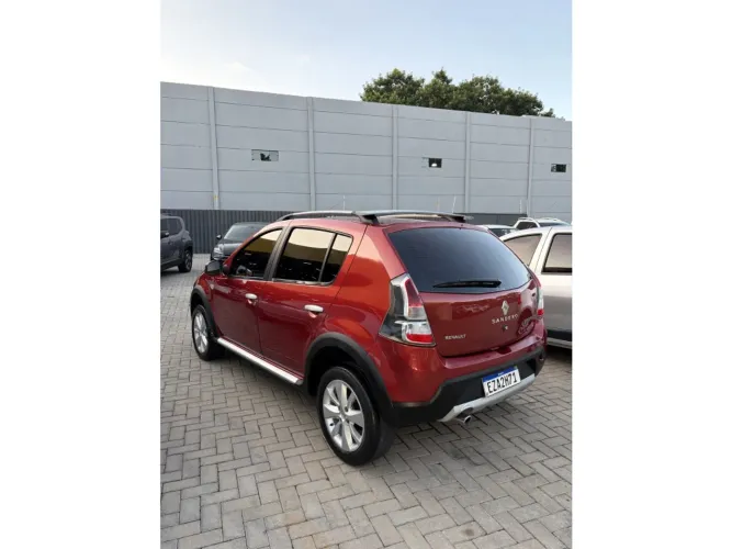Renault Sandero Stepway Flex 1.6 16V 5P 2012