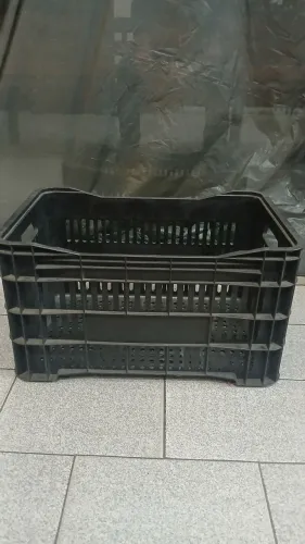 Caixas de plastico preta  