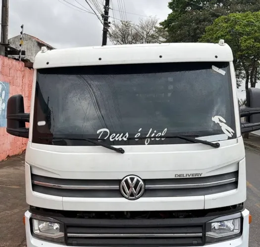 Vende-se caminhão Delivery