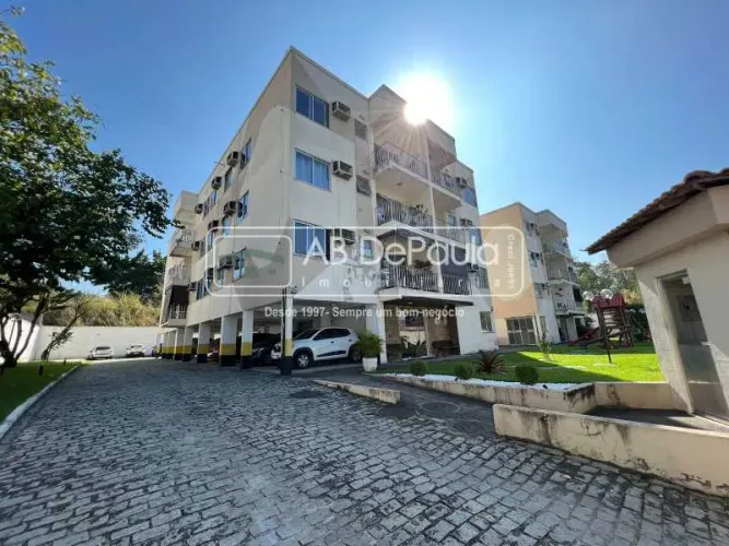 ALUGA EM SULACAP - CONDOMÍNIO KANELA - APARTAMENTO NO TERCEIRO ANDAR COM VARANDA