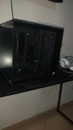 gabinete gamer, mini ATX, mini ITX, lateral de vidro 