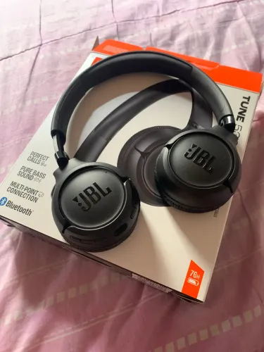Vende se fone original JBL