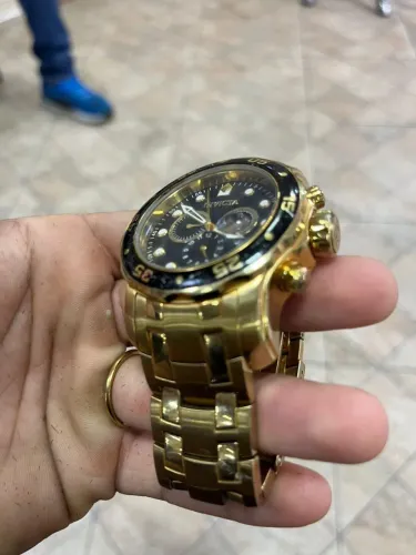 Relogio invicta ótimo estado
