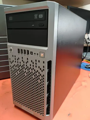 Servidor HP ProLiant ML310eG8v2|XeonE3-1220v3-16gb ddr3ecc-600gbsas+2x1tb sata+AdaptecRAID
