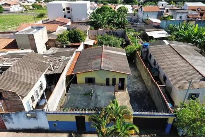 CASA À VENDA  BAIRRO SERRA MORENA | ARAXÁ/MG - Um refúgio urbano com alma de campo