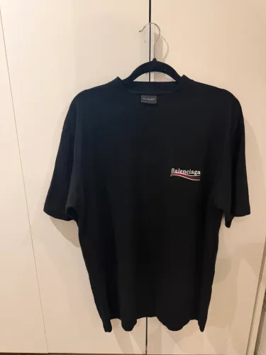 Camiseta Balenciaga Political Campaign Original XS ? em ESTADO DE NOVA, sem sinais de uso