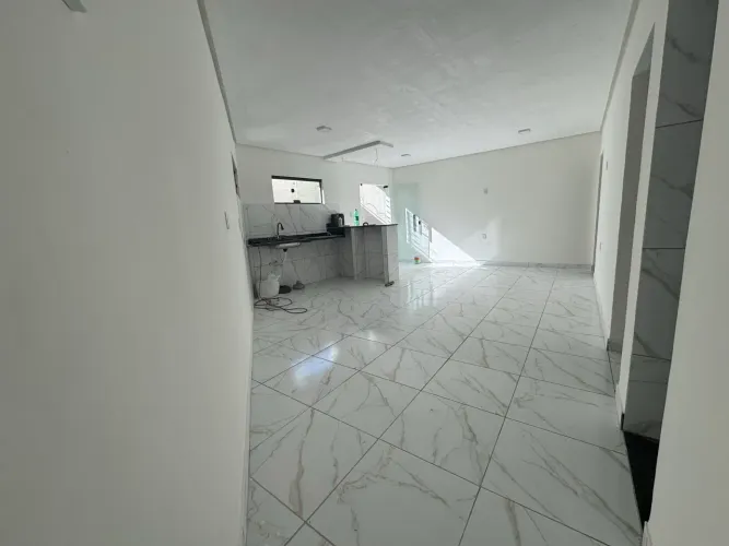 CASA NOVA COM 3/4 E GARAGEM