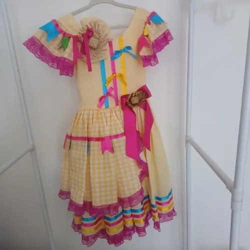 Vestidos de quadrilha à venda