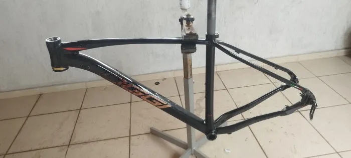  Vendo quadro Oggi big whell 7.5 boost  , tamanho 19.