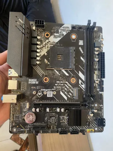 Placa mãe B450m-DA AMD, único defeito entrada WLAN da placa mãe não está funcionando