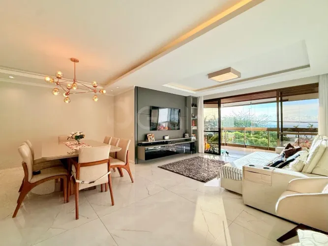 Apartamento de 171m² com 4 dormitórios sendo 2 suítes na Agrônomica