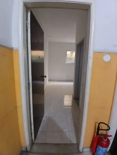 [ALUGO] APARTAMENTO  2 QUARTOS - FONSECA (EM FRENTE AO PREZUNIC)