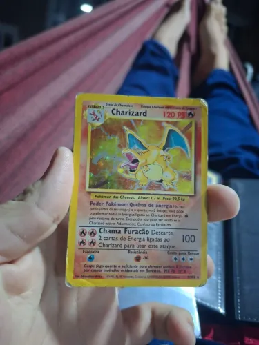 CHARIZARD BASE SET
