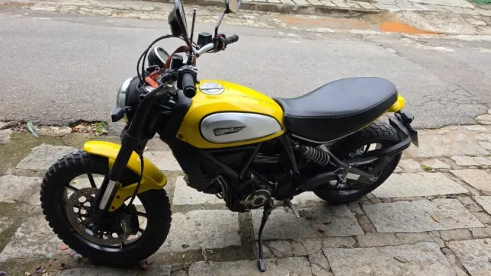 Ducati Scrambler 800 11.000kms