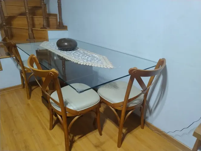 Conjunto de mesa e cadeira sala de jantar