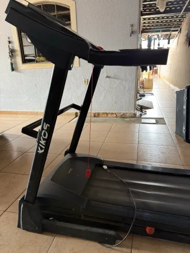 VENDO ESTEIRA KIKOS- Ótima oportunidade!