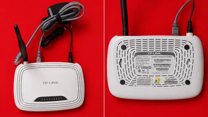 ROTEADOR TP-LINK DE INTERNET SEMI NOVO COMPLETO COM ETIQUETAS