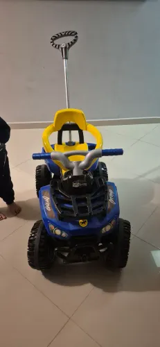 Quadriciclo infantil 