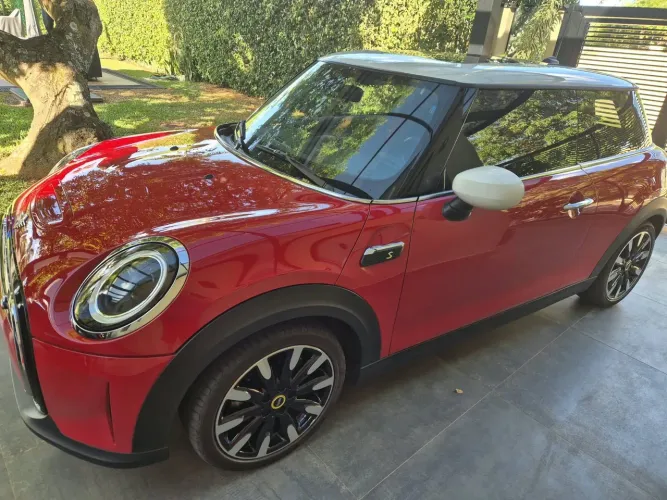Mini Cooper SE Exclusive 3P (elétrico) 2022