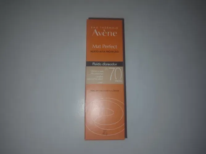 Protetor Solar Avene Fechado - Cor Clara